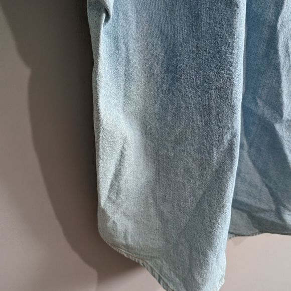 Vintage Levi's Men's Denim buttoned XL Tall long sleeve work Chambray shirt - Picture 8 of 9